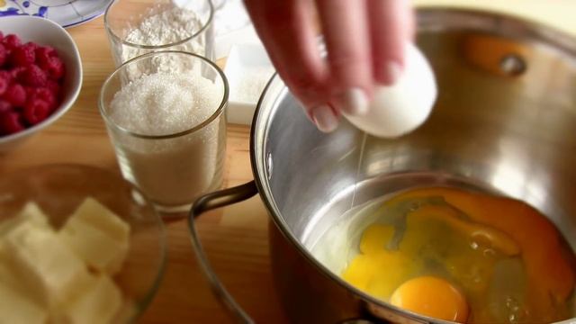 ТОРТ " СПАРТАК" МЕДОВИК ШОКОЛАДНЫЙ С Малиной ПРОСТОЙ РЕЦЕПТ смотреть онлайн