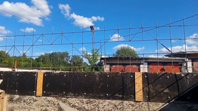 Строительство гаража Мечты ! часть.4 растем верх ! смотреть онлайн