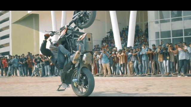 Stunt Show -KTM DUKE 200 | KTM RC 200 | HONDA DIO | Bullet | NS 200 | Apache RTR |Burnout | Wheeli смотреть онлайн