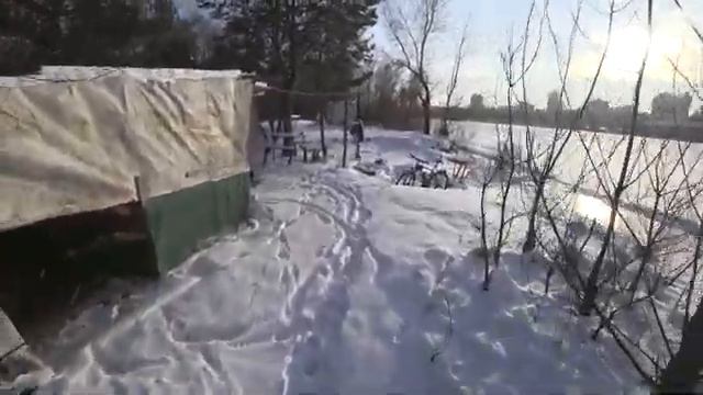 Прогулки по Киеву. Русло Днепра замерзло. Едем на Псов Остров к Робинзонам и посещаем яхт-клуб) смотреть онлайн