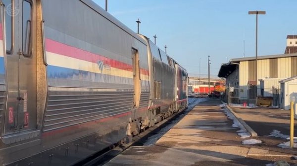 Amtrak EMPIRE BUILDER Sleeper Train (Seattle to Chicago)