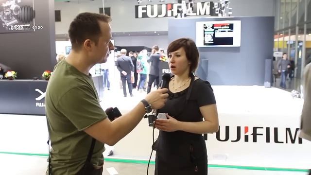FUJIFILM X100s, X20, FUJINON XF 14/2.8. Со стенда Fujifim на Фотофоруме-2013 смотреть онлайн