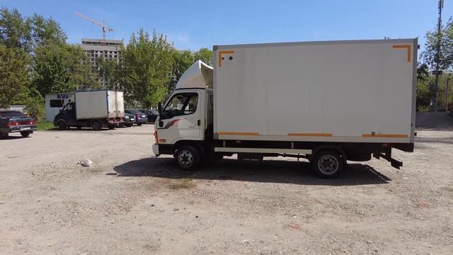 Обзор нового Hyunday HD-35: везем в центр Москвы все что влезет!