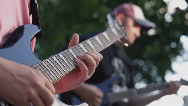 ТАТУ - Я сошла с ума (Z&C Guitar Cover) #ZLOICONSTABLE смотреть онлайн