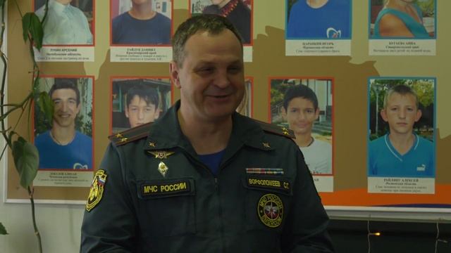 Выставка посвящённая Дню добровольца и Дню героев Отечества смотреть онлайн