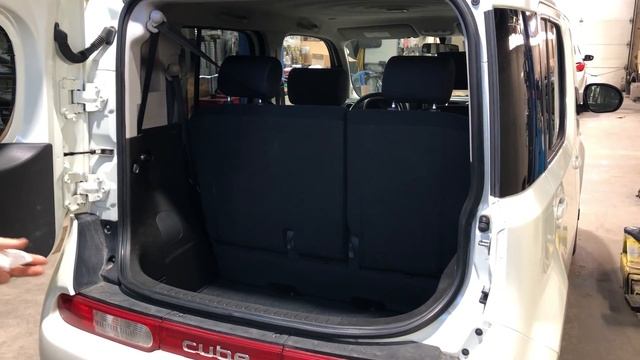 2011 Nissan Cube 2000 смотреть онлайн