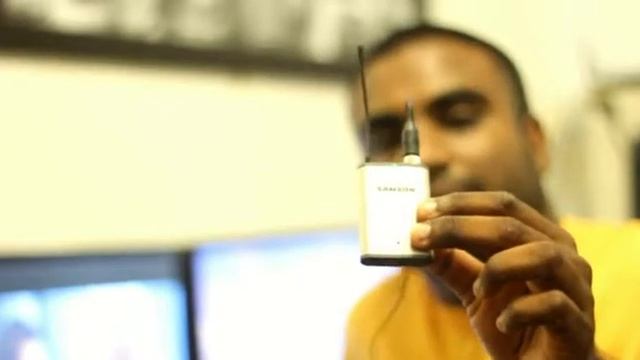 Airline Micro Wireless camera system using a Canon 60D for video смотреть онлайн