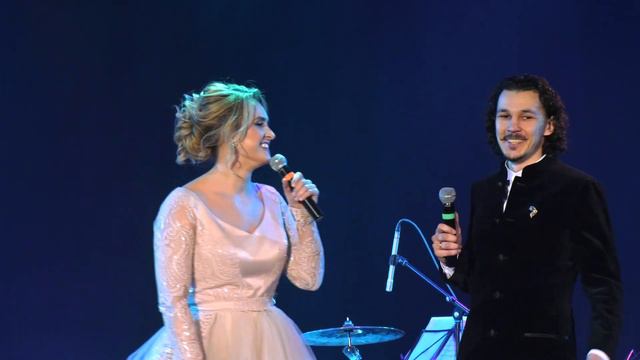 Диалог у новогодней елки. Юлия Грехова и Юрий Заряднов смотреть онлайн