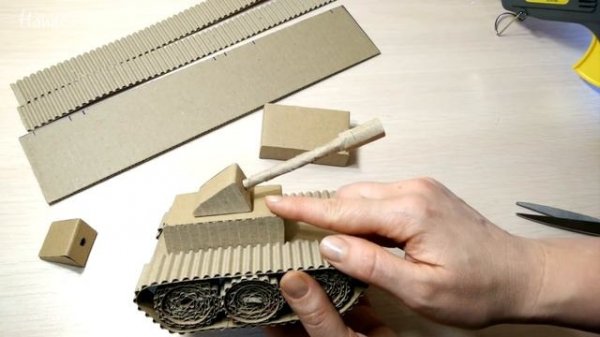 Easy Paper Tank. How to make TANK with CARDBOARD!