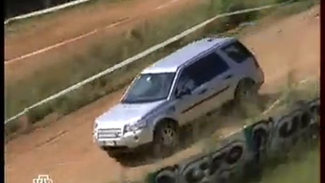 LR Freelander2 vs Jeep Cherokee смотреть онлайн