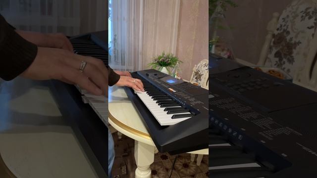 Музыка 90 «За той рекой» смотреть онлайн