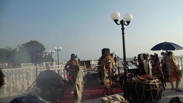 Анапа. Прогулка по набережной! Красиво играют! 23.07.2017г.Anapa. Play beautifully! смотреть онлайн