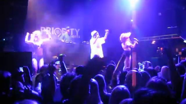 S.mouse Chris Lilley Live Islington Academy London 7th September 2011 Slap My Elbow смотреть онлайн