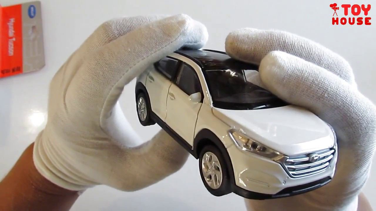 Моделька машины Hyundai Tucson / Хендай Туссан. Про машинки. смотреть онлайн