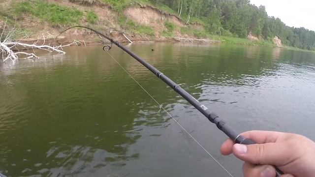 Первая рыбалка на Красноярском водохранилище с лодки в отпуске! На КВХ всегда с уловом! смотреть онлайн