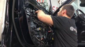 Как разобрать дверь Вольво хс60