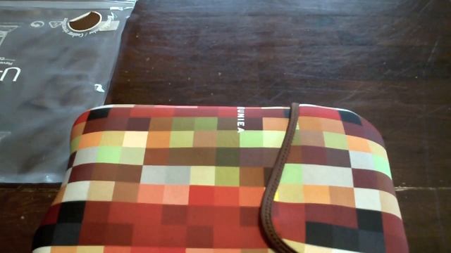 Uniea - U-Sleaf 10.2inch Netbook Case and now for iPad смотреть онлайн