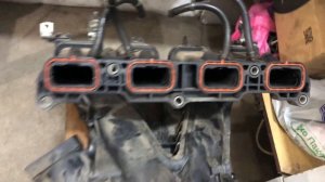 Mitsubishi Outlander. Бедная смесь, троение и большой расход.