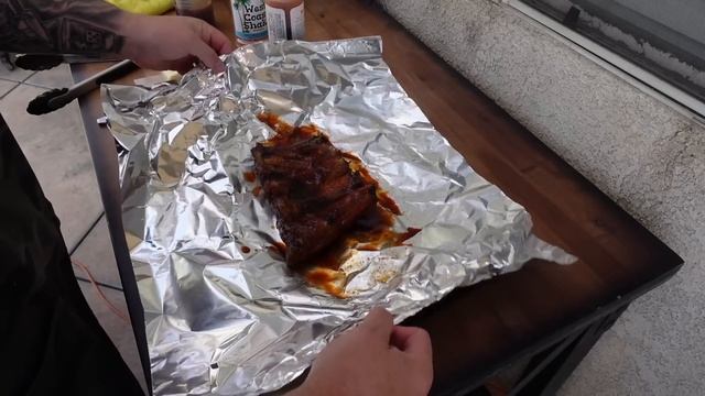 NINJA WOODFIRE GRILL THROWDOWN BBQ RIBS! (My Recipe vs. Ninja's!) смотреть онлайн