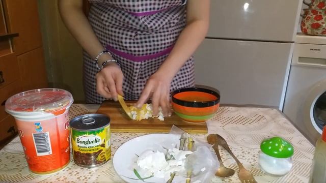 Быстрый салат с фасолью и крабовыми палочками смотреть онлайн