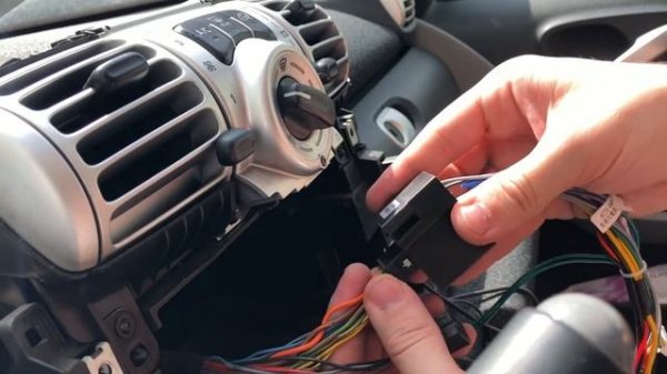 #2 установка android магнитолы Smart Fortwo 451
