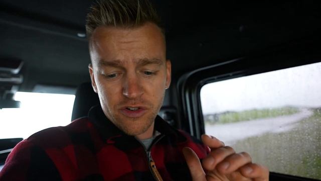 Suzuki Jimny Solo Camping in the RAIN & Army Food Review смотреть онлайн