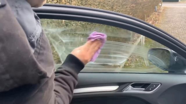 Wipe your Car Windshield with Shaving Cream and WATCH WHAT HAPPENS ? смотреть онлайн