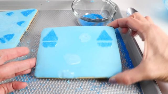 FROZEN GINGERBREAD HOUSE - - - Disney Frozen Sugar Cookie Castle Craft Kit смотреть онлайн