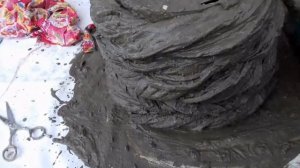 ВАЗОН ИЗ ЦЕМЕНТА И ТРЯПОК. ДЕЛАЕМ ИЗ ПОДРУЧНЫХ СРЕДСТВ В ДОМАШНИХ УСЛОВИЯХ.УКРАСЬТЕ СВОЙ САД.