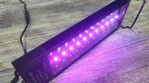 Аквариумные светильники GLOXY SPECTRA FG-138.