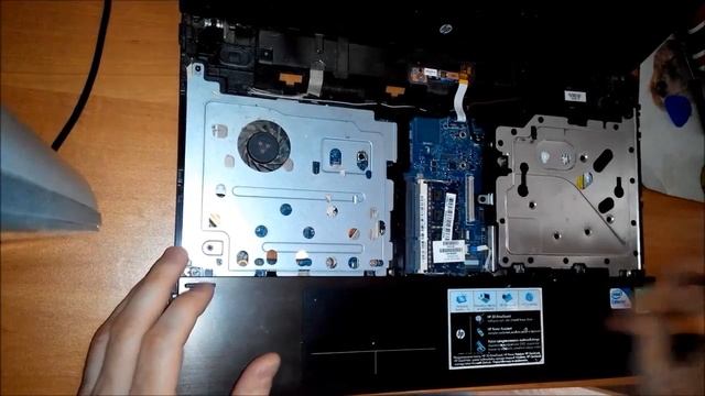 Разборка ноутбука HP ProBook 4520S (HP ProBook 4520S disassemble) смотреть онлайн