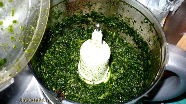 Щавель. Щавелевый сок - витаминный напиток, плюшки и заначка. смотреть онлайн