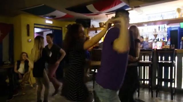 Сальса касино в DiDance. Артур Макаров смотреть онлайн