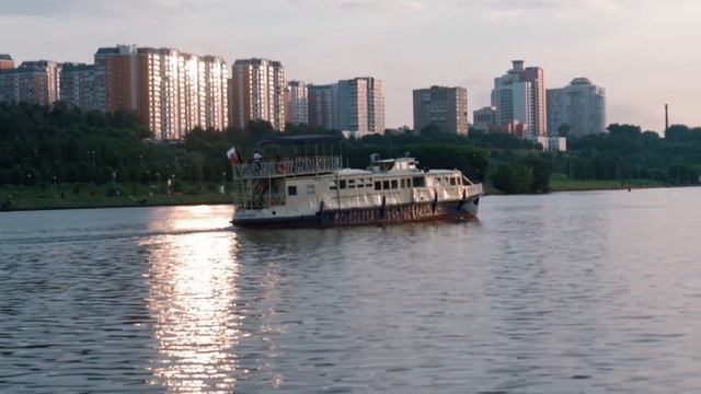 Клип на песню Лететь из к/ф "Лёд" в исполнении Антона Беляева. смотреть онлайн