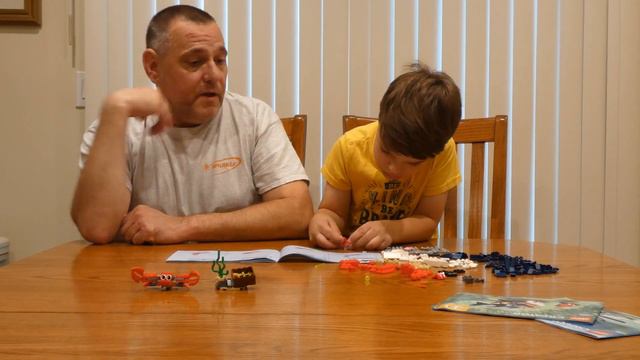 Zeke Unboxes & Builds the LEGO Creator 31088 3 in 1 Deep Sea Creatures Review смотреть онлайн