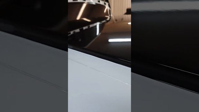 Lada Vesta - качественная оклейка крыши пленкой черный глянец смотреть онлайн
