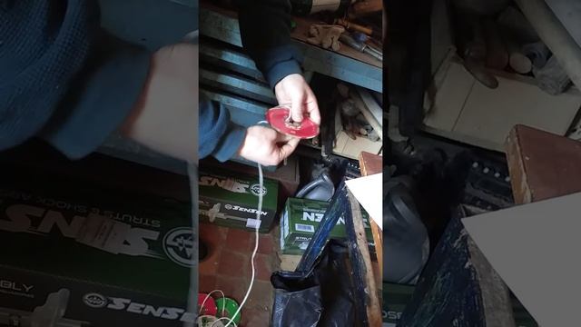 Отпугиватель птиц или просто для красоты из старых CD дисков смотреть онлайн