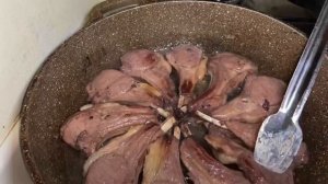Жареные рёбра на сковородке. Как по жарить бараньи ребра? Что приготовить на ужин.