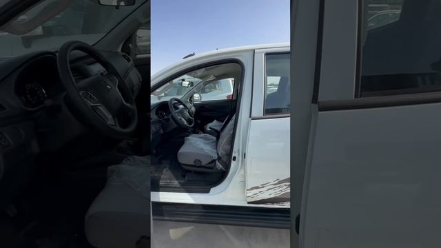 Авто на заказ из Дубая новый пикап дизель митсубиши л 200 смотреть онлайн