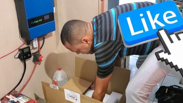 GROWATT SPF 3000TL LVM  Unboxing