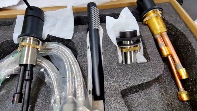 Timo Saona 2320/03Y матовый черный, смеситель на борт ванной смотреть онлайн