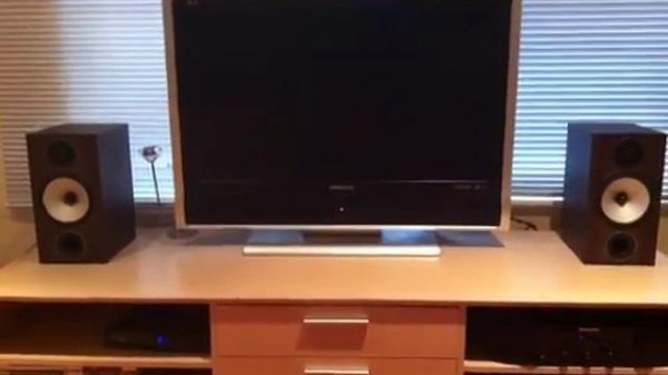 Marantz and Monitor Audio bx2