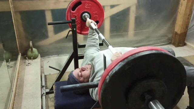 BENCH PRESS. 105 KG / 231 LBS. 3× 20 REPS. ЖИМ ЛЁЖА. смотреть онлайн