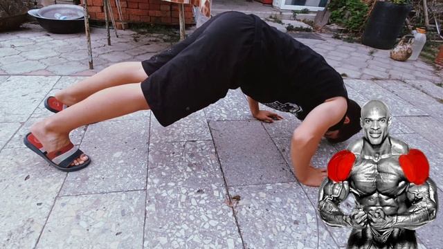 Как накачать верх тела отжиманиями?? смотреть онлайн