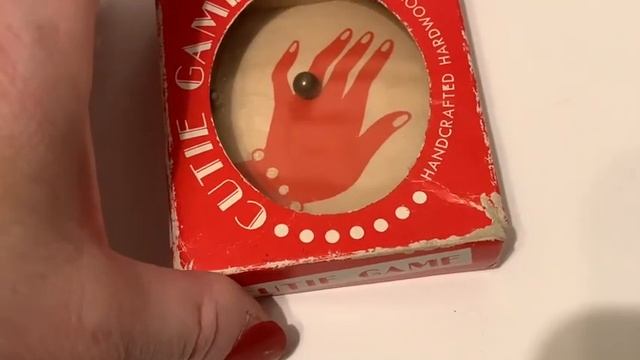 EBAY LISTING - Cutie Game Ball Hole Dexterity Puzzle Ring Bracelet Hand Red Box Wooden Game смотреть онлайн