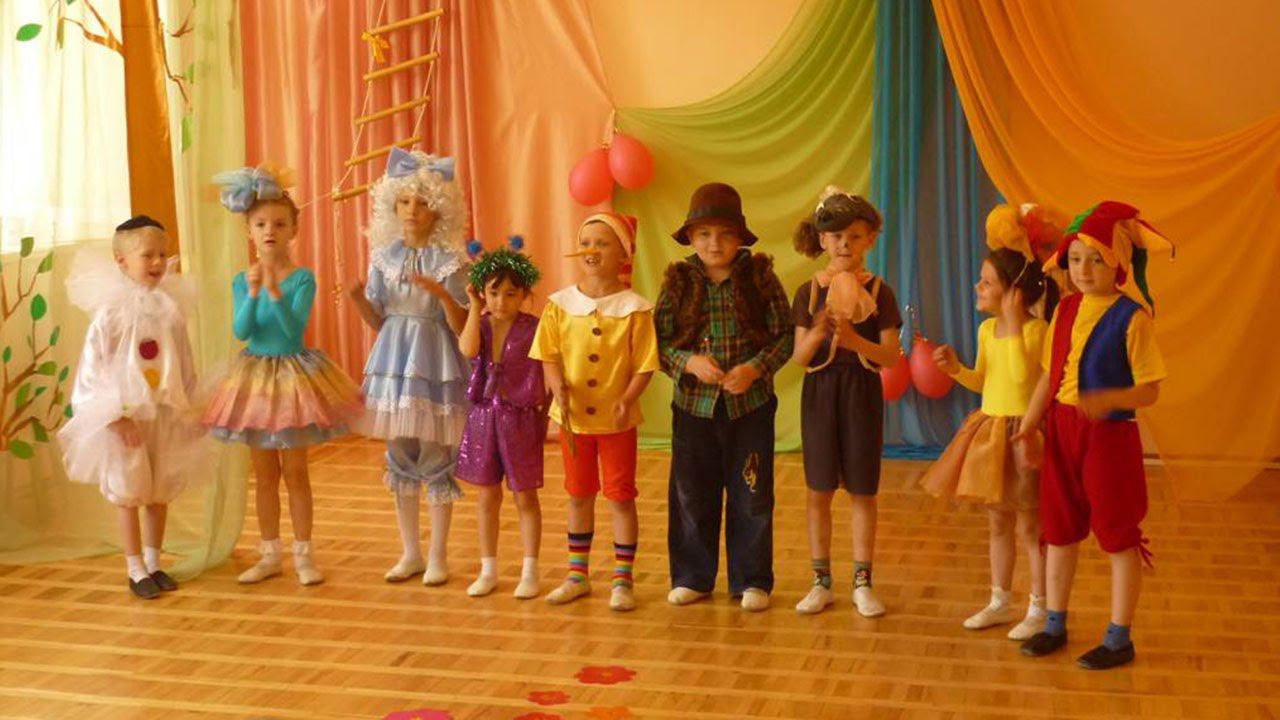 Театральная постановка «Приключения Буратино» смотреть онлайн