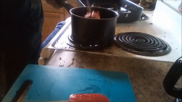 Surviving Romance- Tomato Sauce Surprise смотреть онлайн