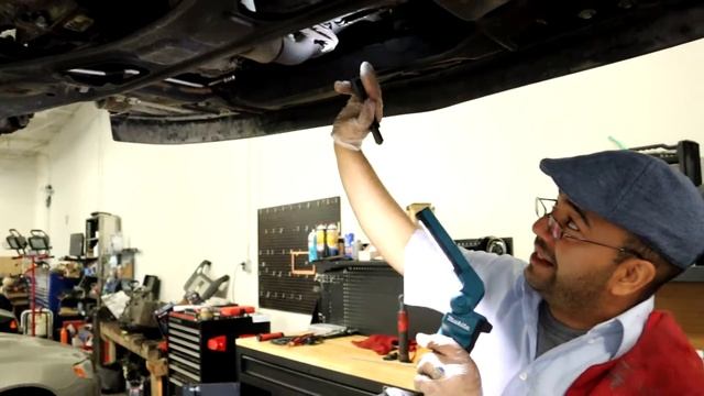 Chevy Traverse 3.6L ¿Dónde están los Sensores de Oxigeno? смотреть онлайн