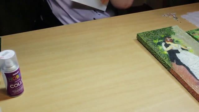 Декупаж Как приклеить салфетку большого размера без складок.mp4 смотреть онлайн