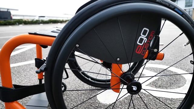 PROGEO EGO CUSTOM - A RIGID WHEELCHAIR THAT FOLDS...?? смотреть онлайн